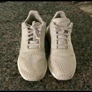 Adidas Originals NMD R2 Hint Wings Horns